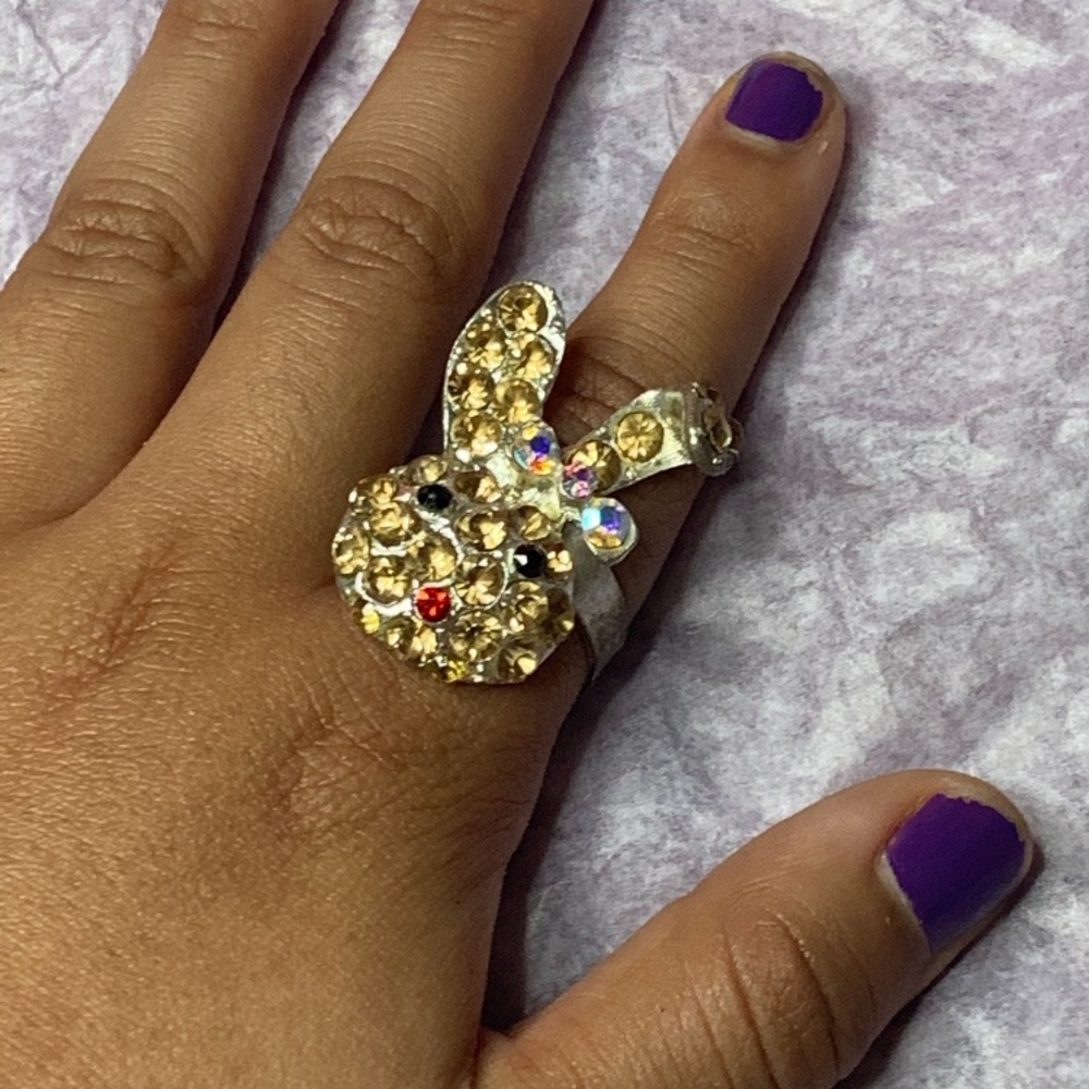 Ring - Picture 2 of 5